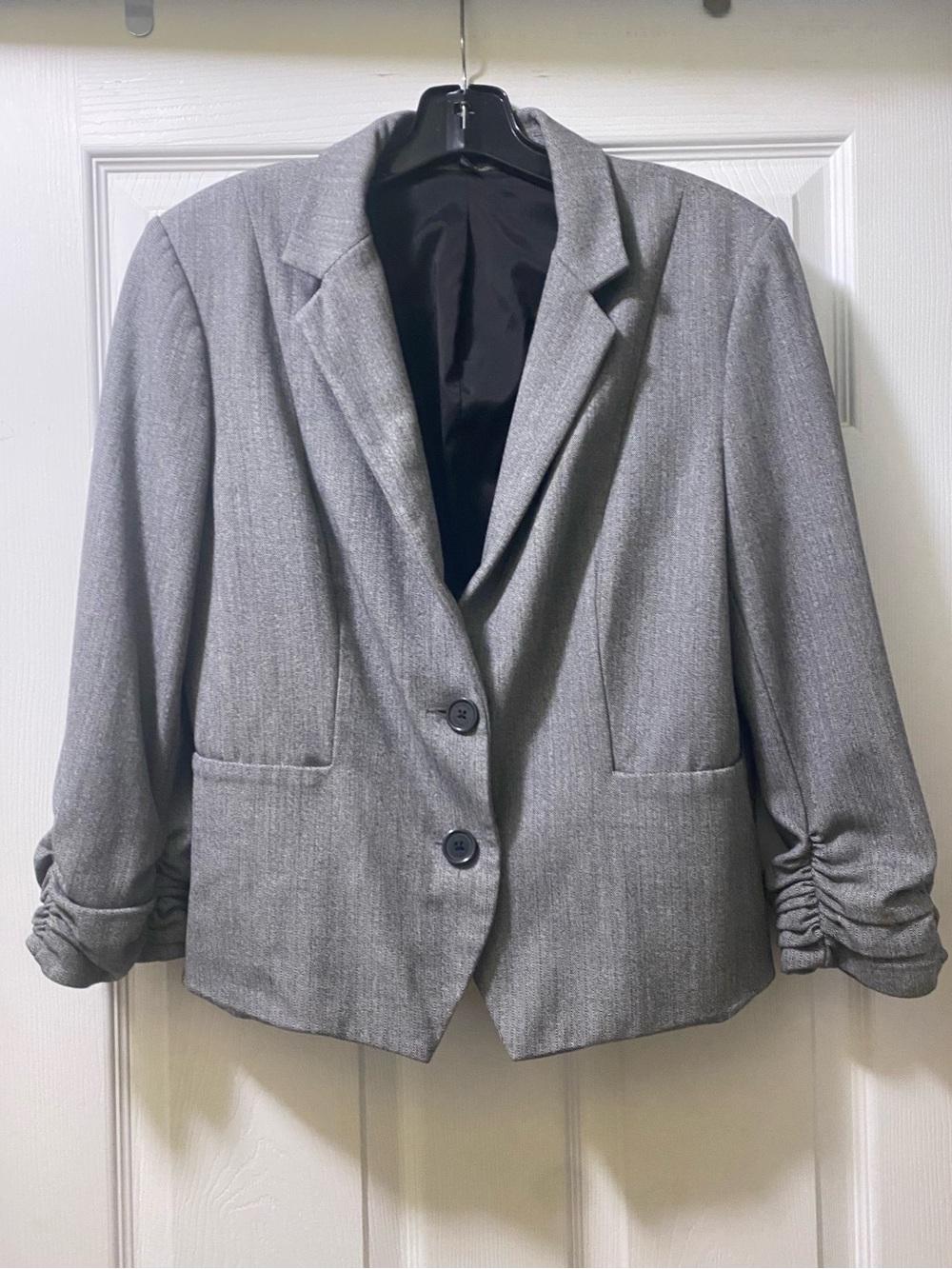 Express Classic Women's Gray Blazer - Tailored Two-Button Jacket, Sz 12